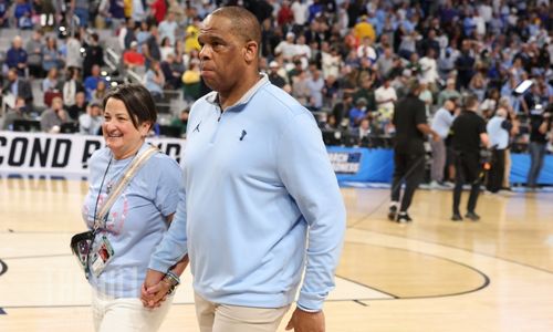 Who Is Hubert Davis Wife? Know More About Herself